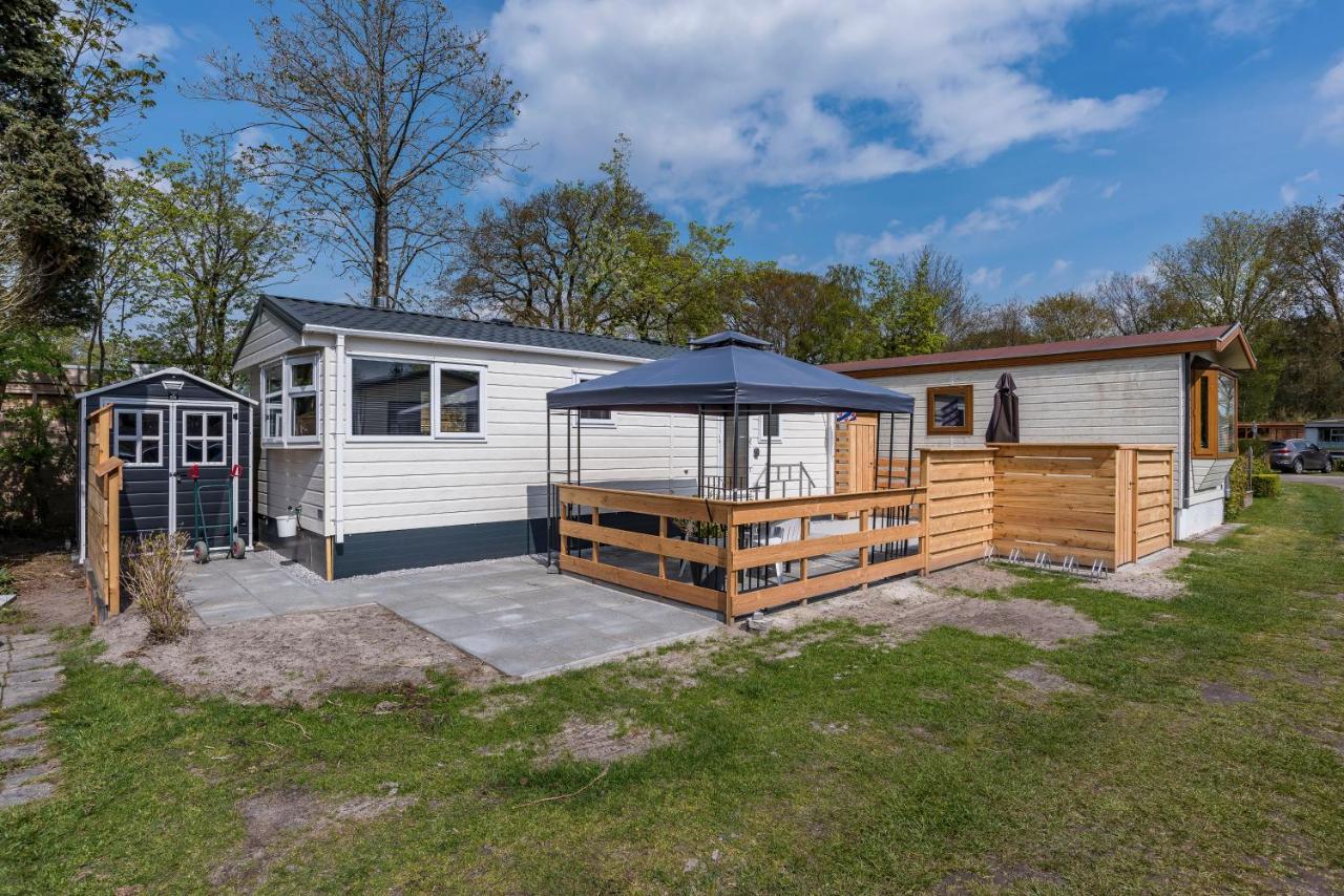 Chalet It Pompebled Met Zwembad Op Camping Villa Rijs ภายนอก รูปภาพ